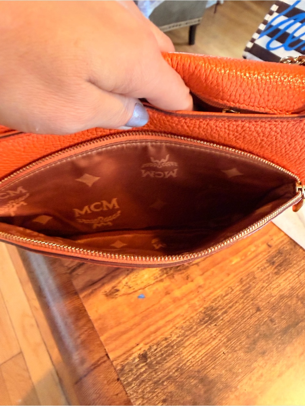 MCM Orange Pebbled Leather two way Chain-Handle Shoulder Bag FLASH SALE - Picture 5 of 10